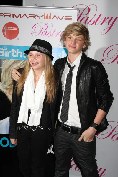 Ali Simpson, Cody Simpson — Foto de Stock