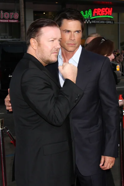 Ricky Gervais ja Rob Lowe. — kuvapankkivalokuva