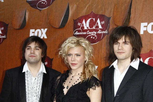 Neil Perry, Kimberly Perry, Reid Perry of The Band Perry — Stock Photo, Image