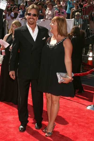 Bradley Cole & Kim Zimmer — Stockfoto