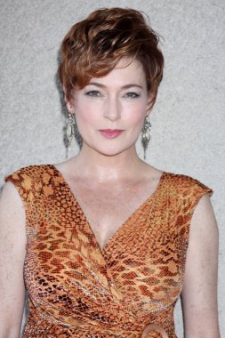 Carolyn hennesy