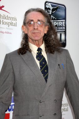 Peter Mayhew