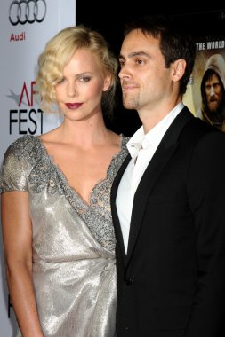 Charlize Theron ve Stuart Townsend