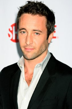 Alex O'Loughlin