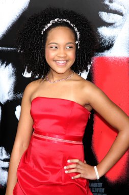 Zümrüt-melek genç