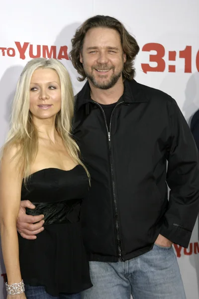 Russell Crowe & Wife Danielle — Stock Photo, Image