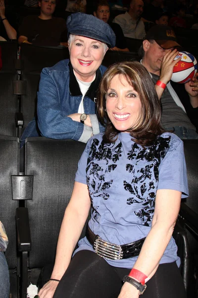 Shirley Jones & Kate Linder — Stockfoto