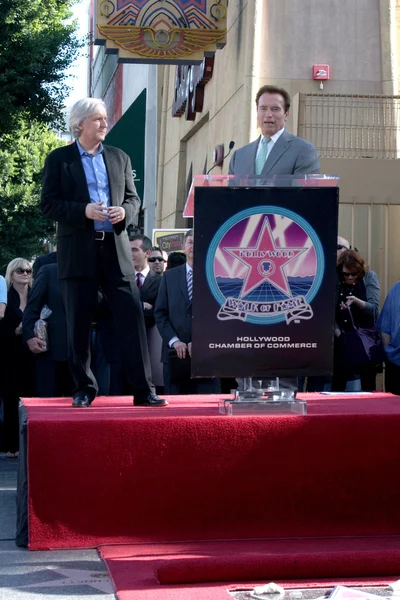 James Cameron & Arnold Schwarzenegger — Stock Photo, Image