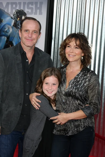 Clark Gregg, Stella Gregg, Jennifer Grey — Zdjęcie stockowe