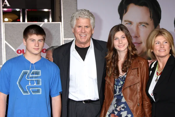 Barry Bostwick & familj — Stockfoto