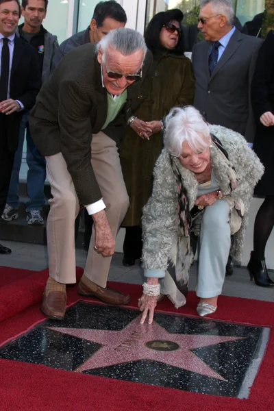 Stan Lee, moglie Joan Lee — Foto Stock