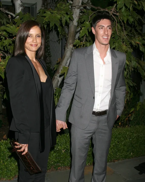 Leonor Varela & Eric Balfour — Stock Photo, Image