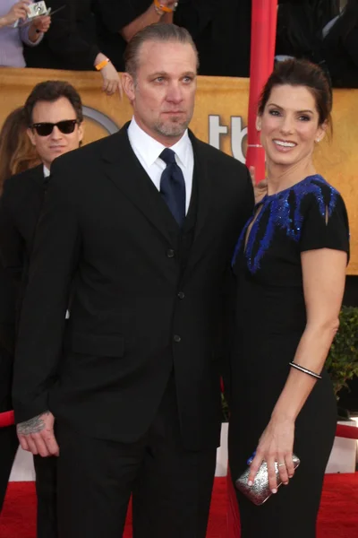 Sandra Bullock & marido Jesse James — Fotografia de Stock