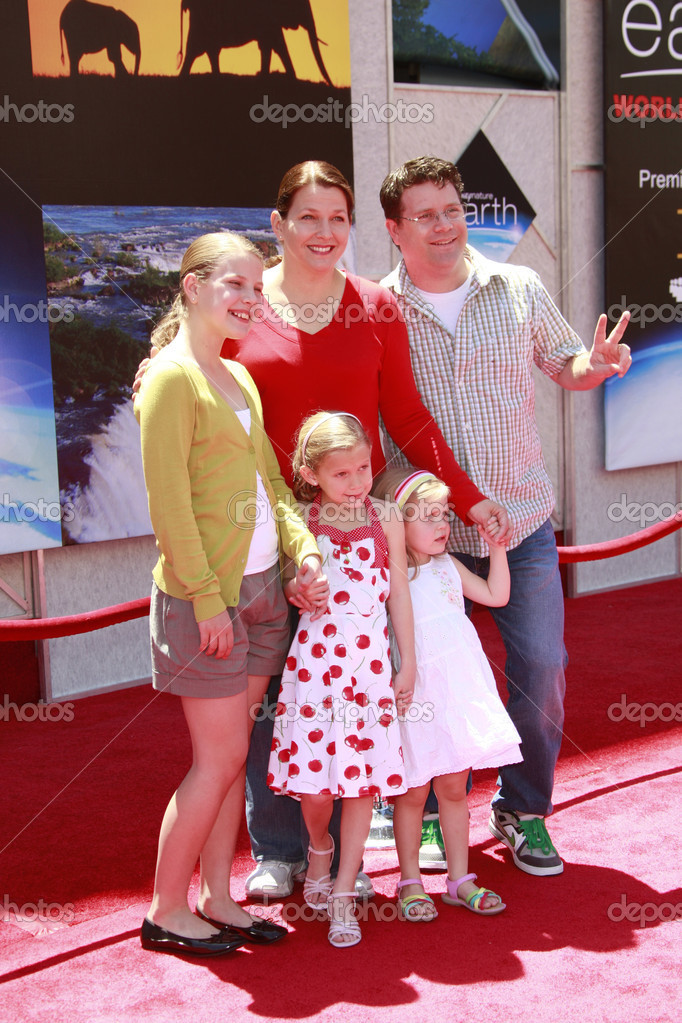 Sean Astin family Stock Editorial Photo © Jean_Nelson 13071216