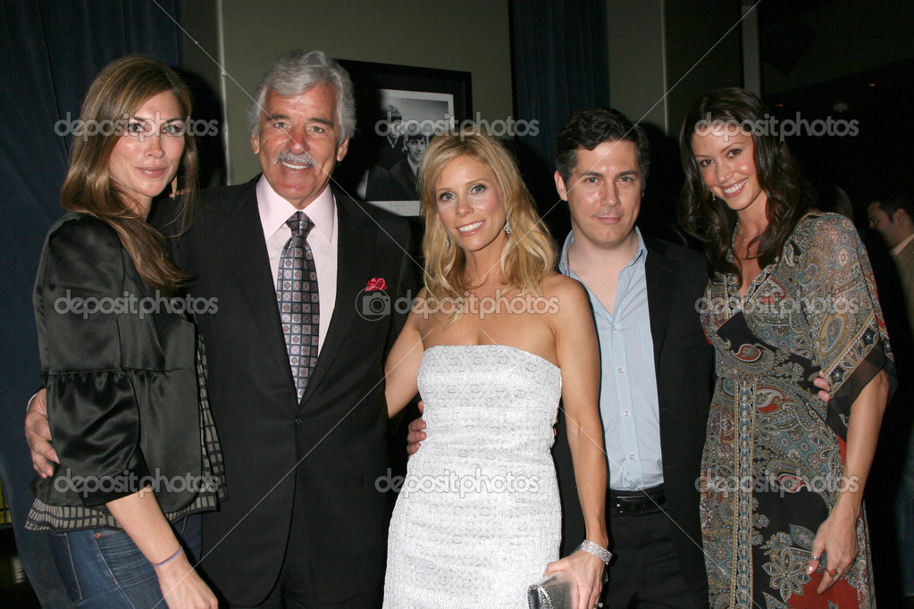 Chris Parnell Wife