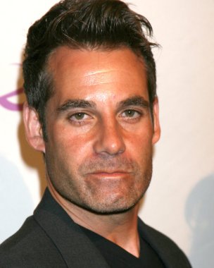 Adrian Pasdar