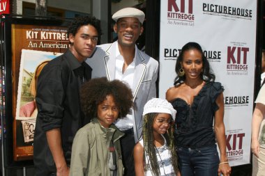 Jaden, trey, söğüt, ve jada smith