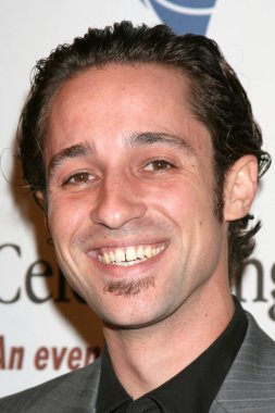 Thomas Ian Nicholas