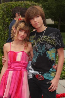 Bella ve Remy topsakal