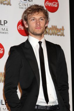Alex Pettyfer