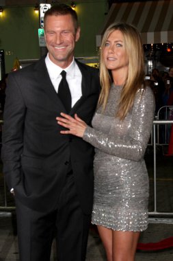 Aaron Eckhart ve Jennifer Aniston