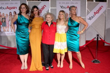 Sigourney Weaver, Odette Yustman, Betty White, Kristen Bell, Jamie Lee Curtis