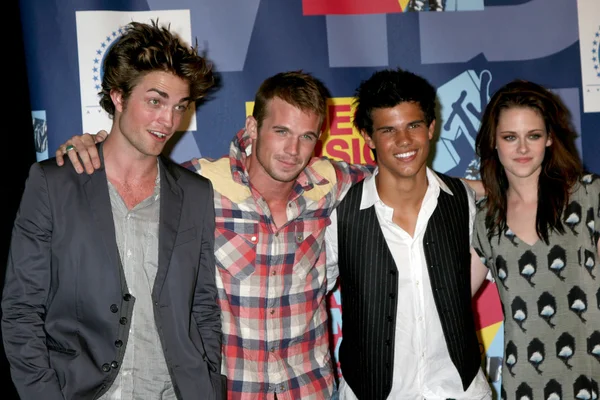 Robert Pattinson, Cam Gigandet, Taylor Lautner, Kristin Stewart — Photo