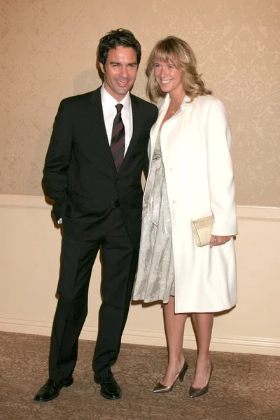 Eric 麦科马克与妻子珍妮特 — 图库照片
