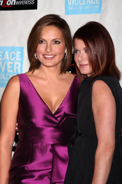 Mariska Hargitay & Debra Messing — Stockfoto