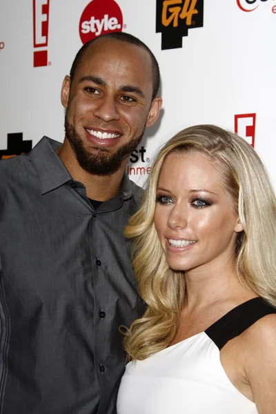 Hank Bassett, Kendra Wilkinson — Stock fotografie