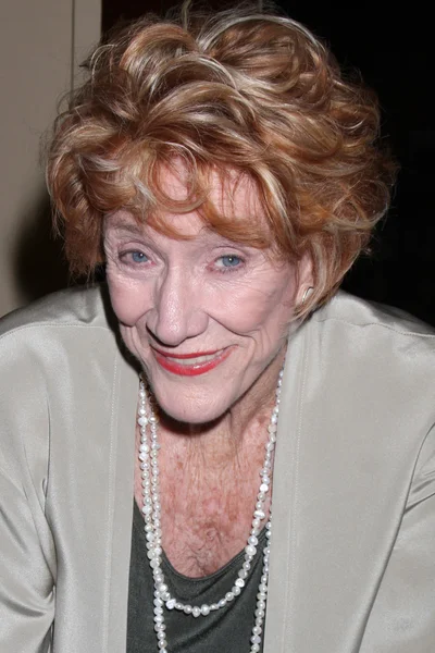 Jeanne Cooper — Stockfoto