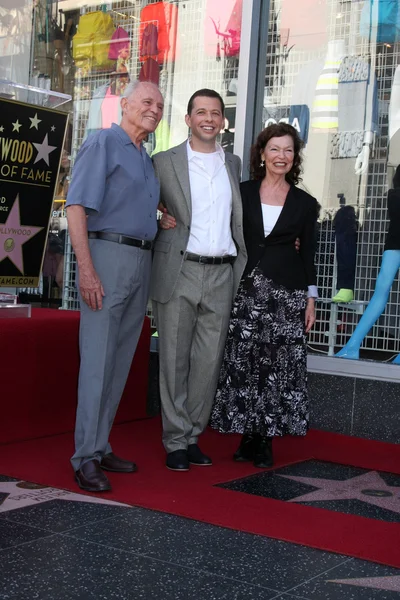 Jon Cryer & parents David Cryer and Gretchen Cryer — Stock Photo, Image