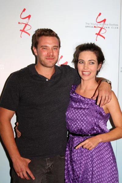 Billy Miller, Amelia Heinle — Stockfoto