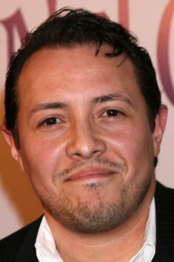 Luis Bustamante hector