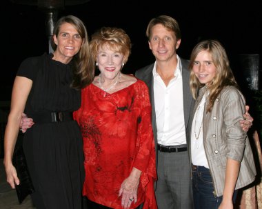 kaan bell, jeanne cooper, brad & caroline çan