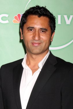Cliff Curtis