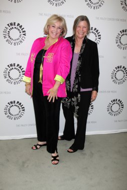 Tina Cole, Ronne Troup