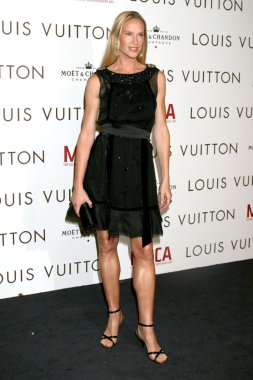 Kelly Lynch
