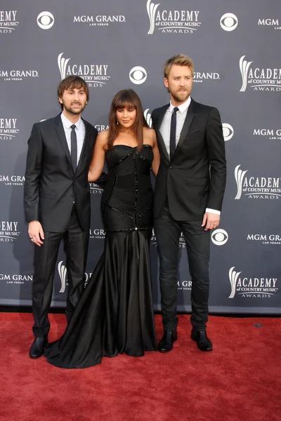 Dave heywood, hill scott und, charles kelley von lady antebellum — Stockfoto