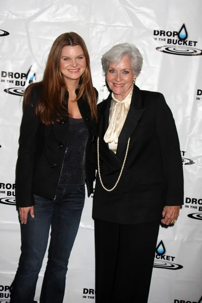 Heather Tom, Lee Meriwether — Stock Photo, Image