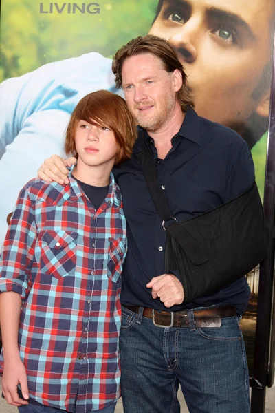 Donal logue a syn finn — Stock fotografie