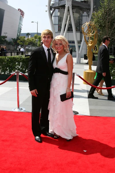 Cody Linley y Julianne Hough — Foto de Stock