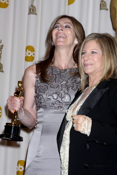 Kathryn Bigelow & Barbra Streisand — Stockfoto