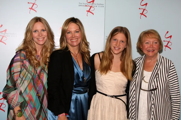 Lauralee bell, maria arena dzwon, dzwon sabrina, lee phillip bell — Zdjęcie stockowe