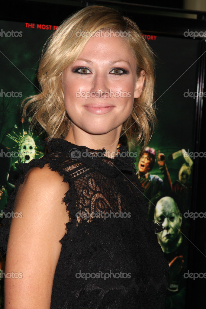 Desi Lydic 2009