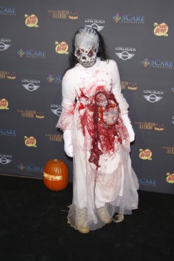 Cadılar Bayramı karakter