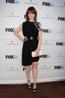 Emily Deschanel