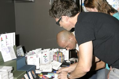 Tim Daly ve Joey Lawrence