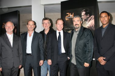 Rodney charters, michael klick, kiefer sutherland, jon cassar, kelsey asagıya