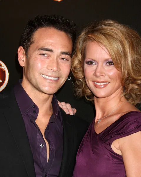 Mark Dacascos idealna Julie Condra — Zdjęcie stockowe